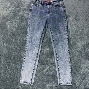 Guess Acid Washed Logo Pockets High Rise Skinny Jeans Women’s Size 31/12